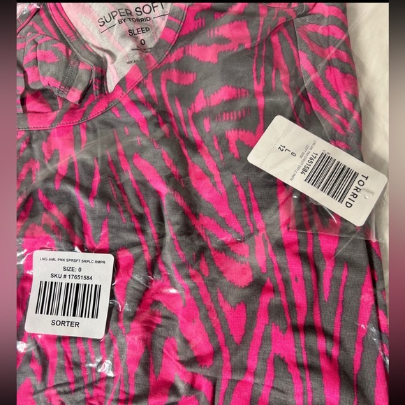 NEW TORRID SUPER SOFT ELASTIC WAIST LOUNGE ROMPER SIZE 00,0X,1X and 3X - Picture 6 of 9